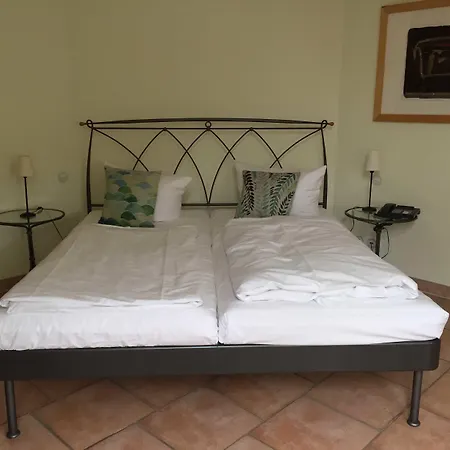 Отель Seehotel Theodors 4*