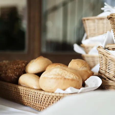 Отель Seehotel Theodors