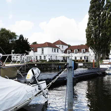 Seehotel Theodors Hotel 4*