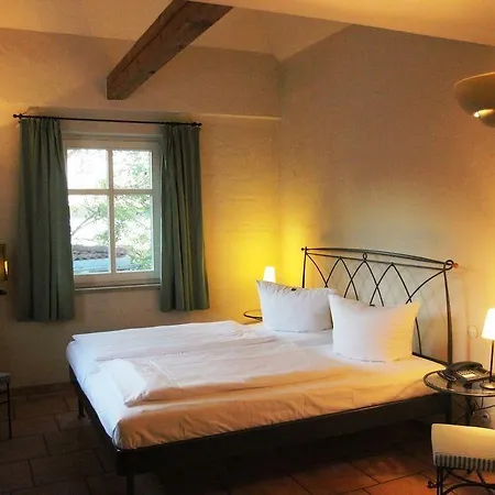 Seehotel Theodors Wustrau