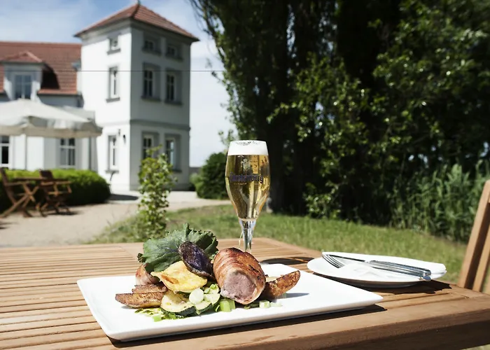 Seehotel Theodors Wustrau